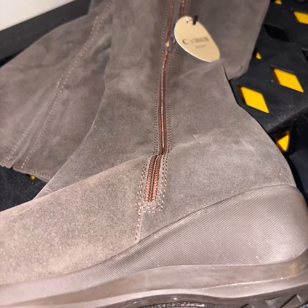 NEW La CANADIENNE Women's Winter Wedge Boots